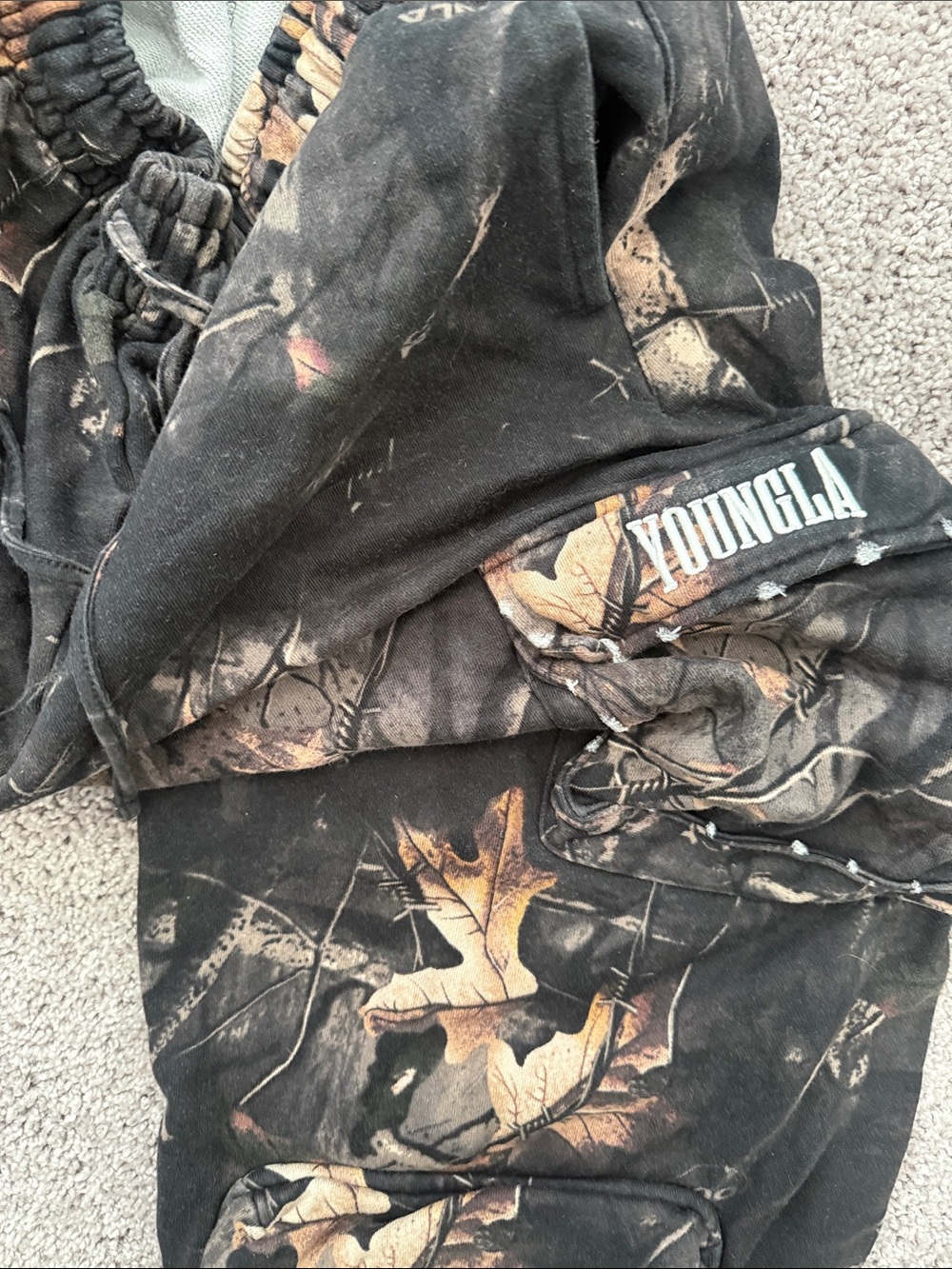 YoungLA oversized Black Leaf Camo Cargo Pants - Picture 3 of 3